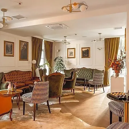 Hotell Renesans 3*
